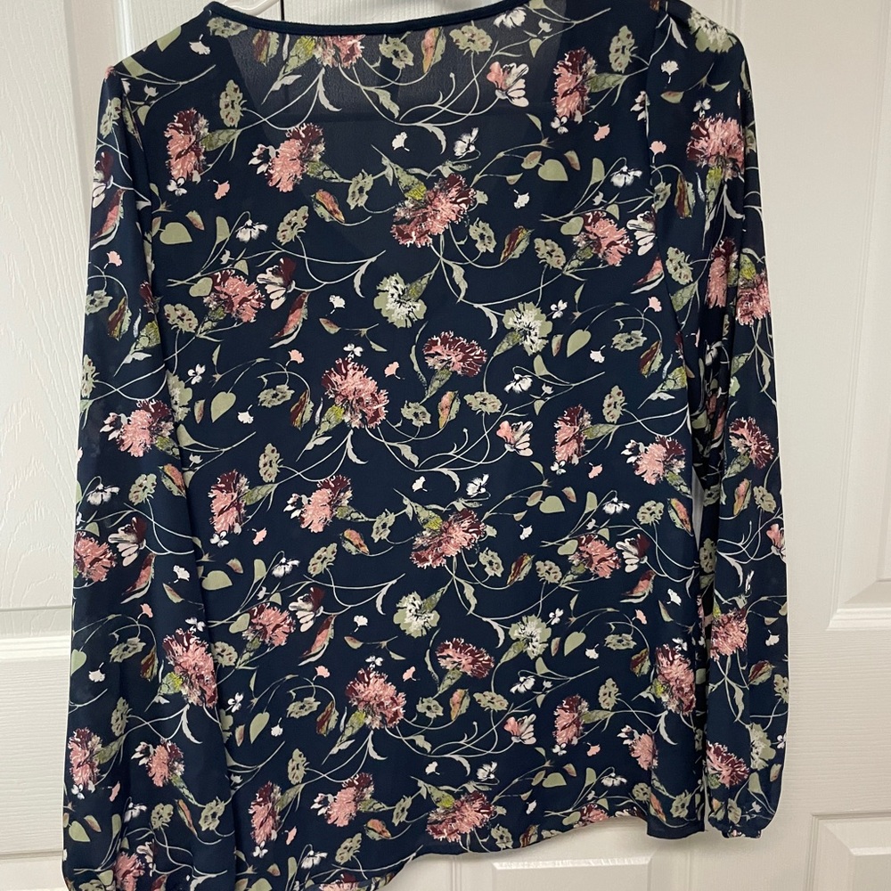 floral blouse